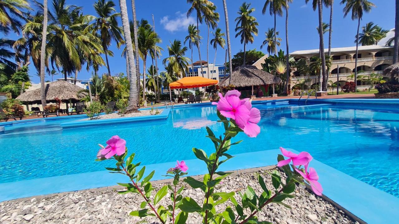 Hotel Cortecito Inn Punta Cana Exterior foto
